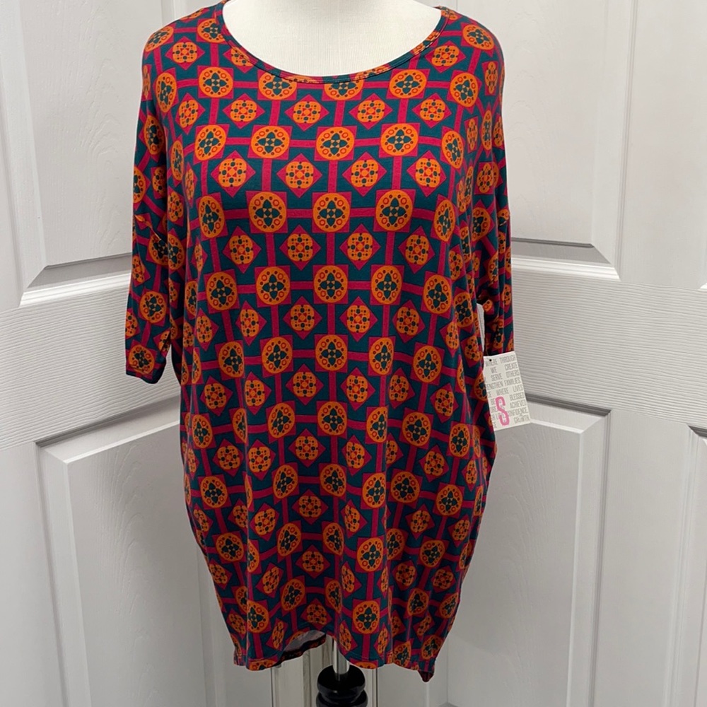 LuLaRoe New Small Geometric Irma Shirt NWT